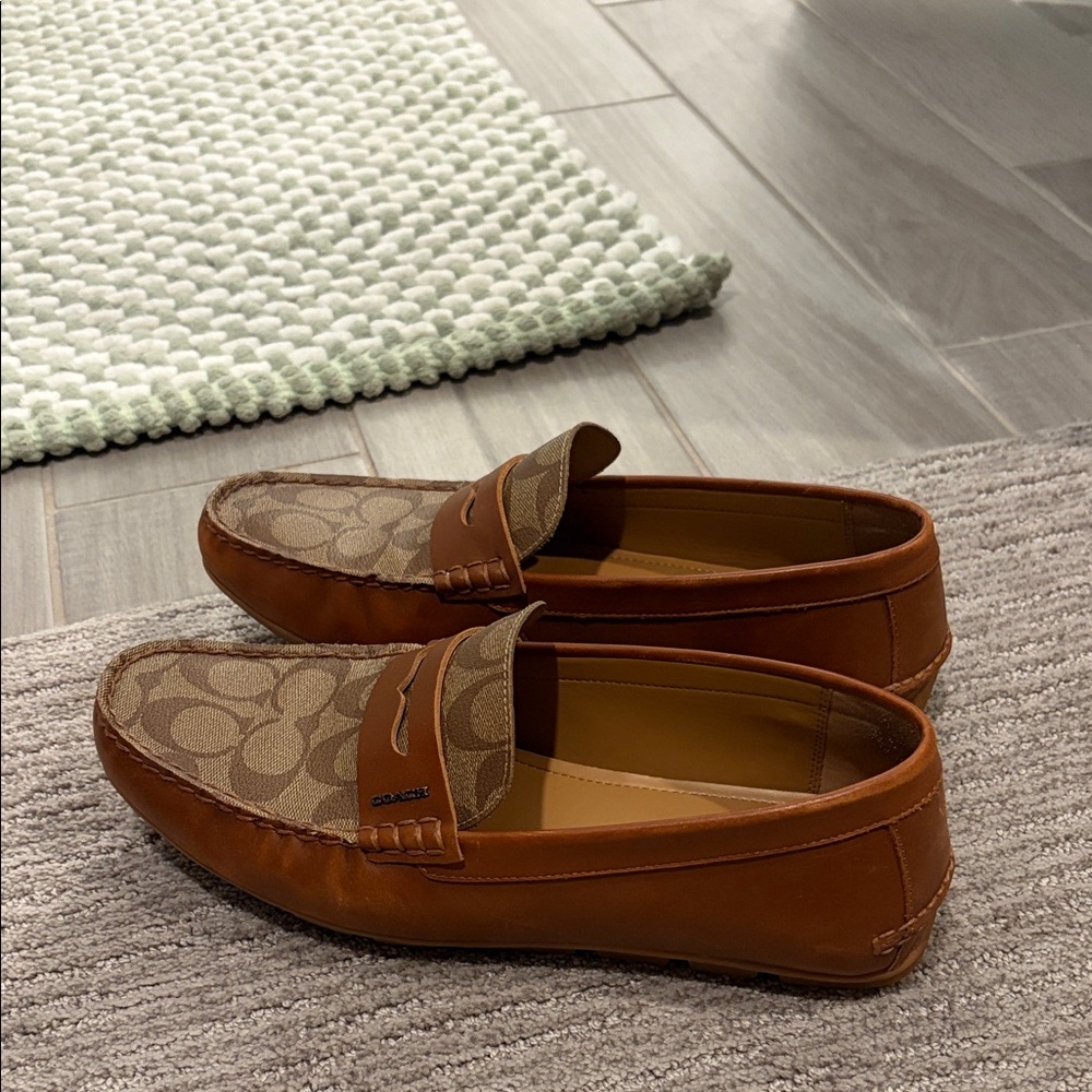 COACH loafers Size 9.5 US/42.5 lightly worn